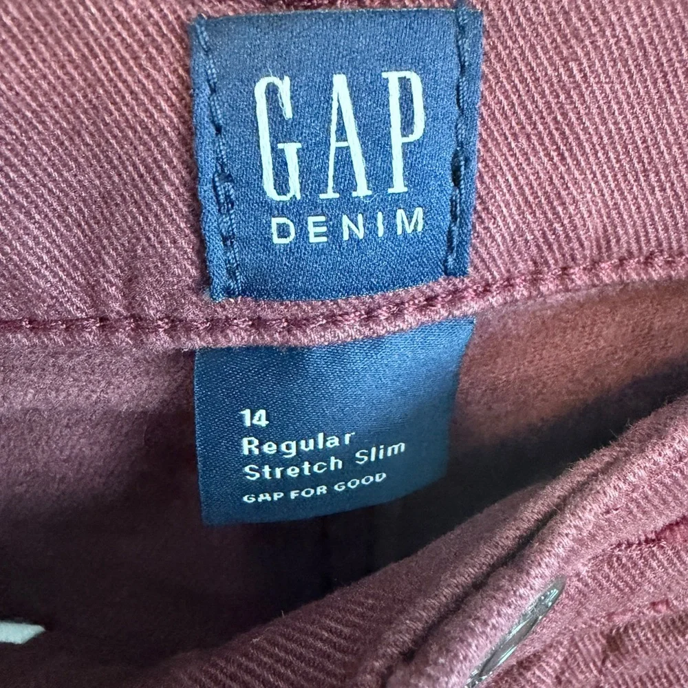 GAP Denim Stretch Slim Pants in Deep Red